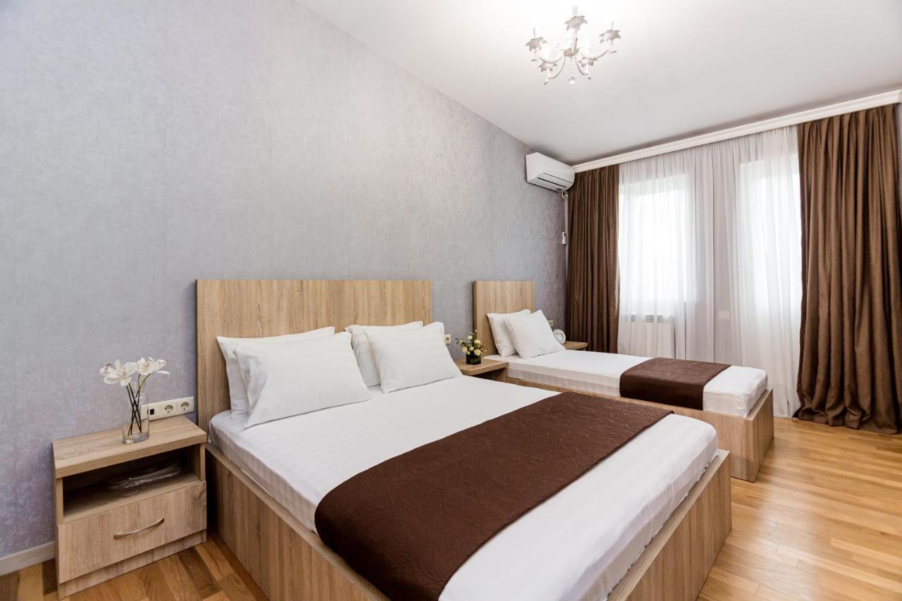 Dat Exx Apartments On Liberty Square Tbiliszi Kültér fotó